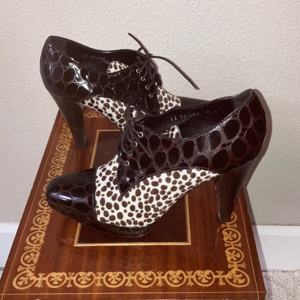 New Donald Pliner 8 heels animal print and brown crock style leather platform